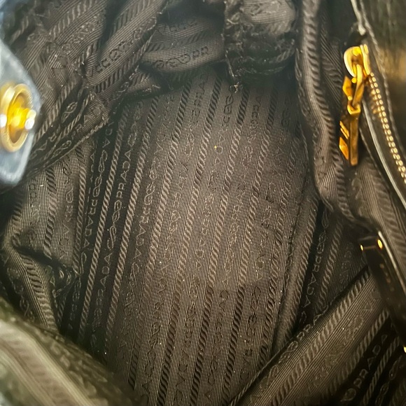 PRADA BLACK VITELLO DAINO LEATHER BAG - Picture 12 of 12